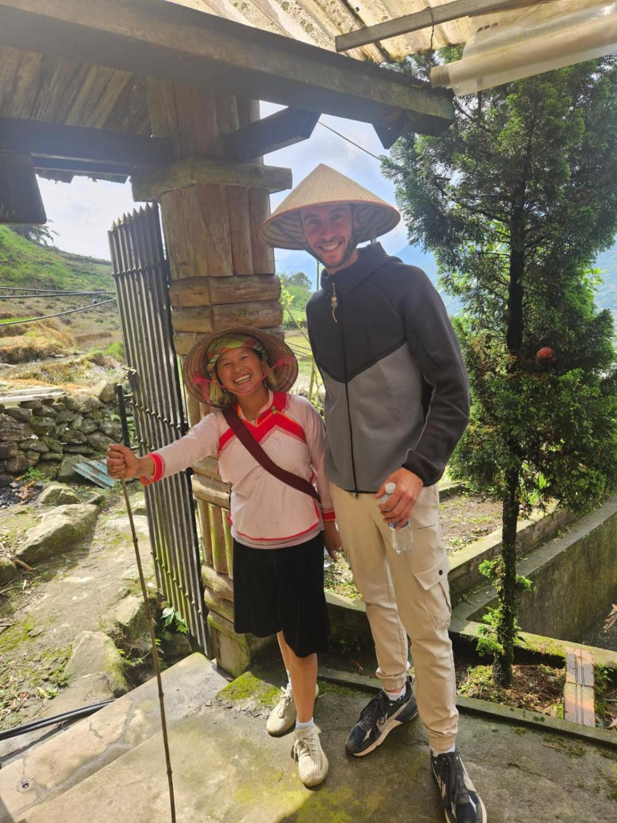 Sue Pa Family Trekking Homestay Sapa Bagian luar foto